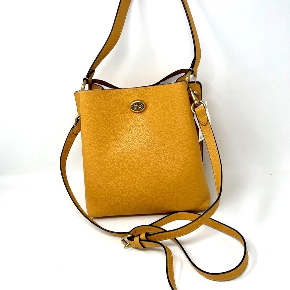 LIKE NEW Coach Pebble Leather Shoulder Bag in Mustard - Picture 3 of 12
